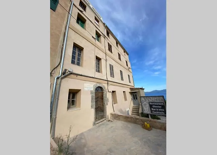 Cargese, De Charme Surplombant Le Port Cargèse