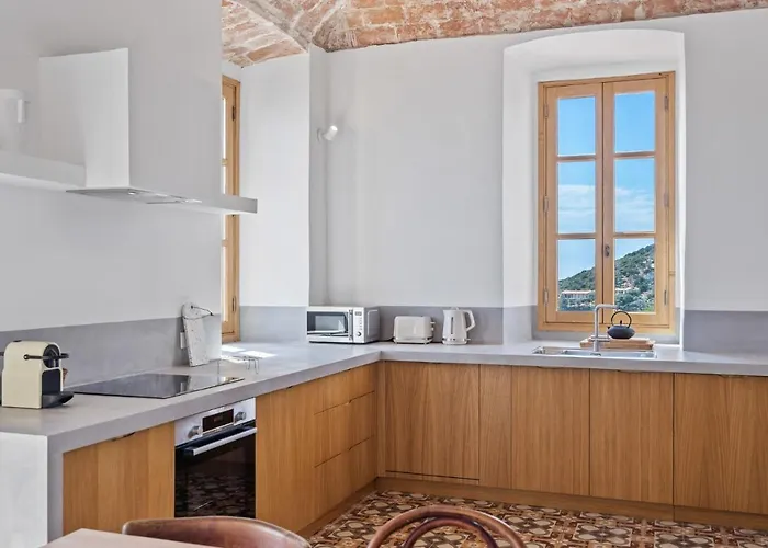 Appartement Cargese, De Charme Surplombant Le Port Cargèse