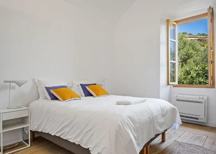 Cargese, De Charme Surplombant Le Port Apartmán *